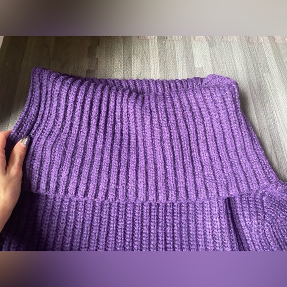 🏷️ 🛍️ NWT Express Ribbed Plum Perfect Cowl Neck Sweater 🏷️ 🛍️ - Picture 12 of 12